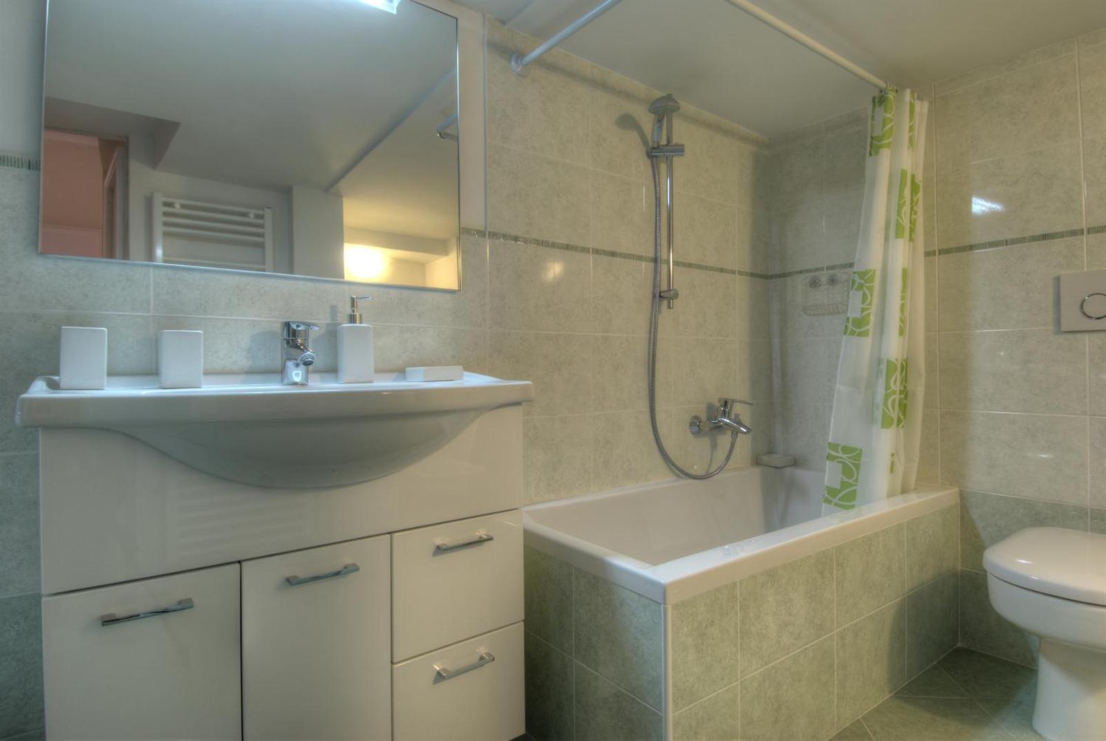 UR-NEST Corte Galluzzi